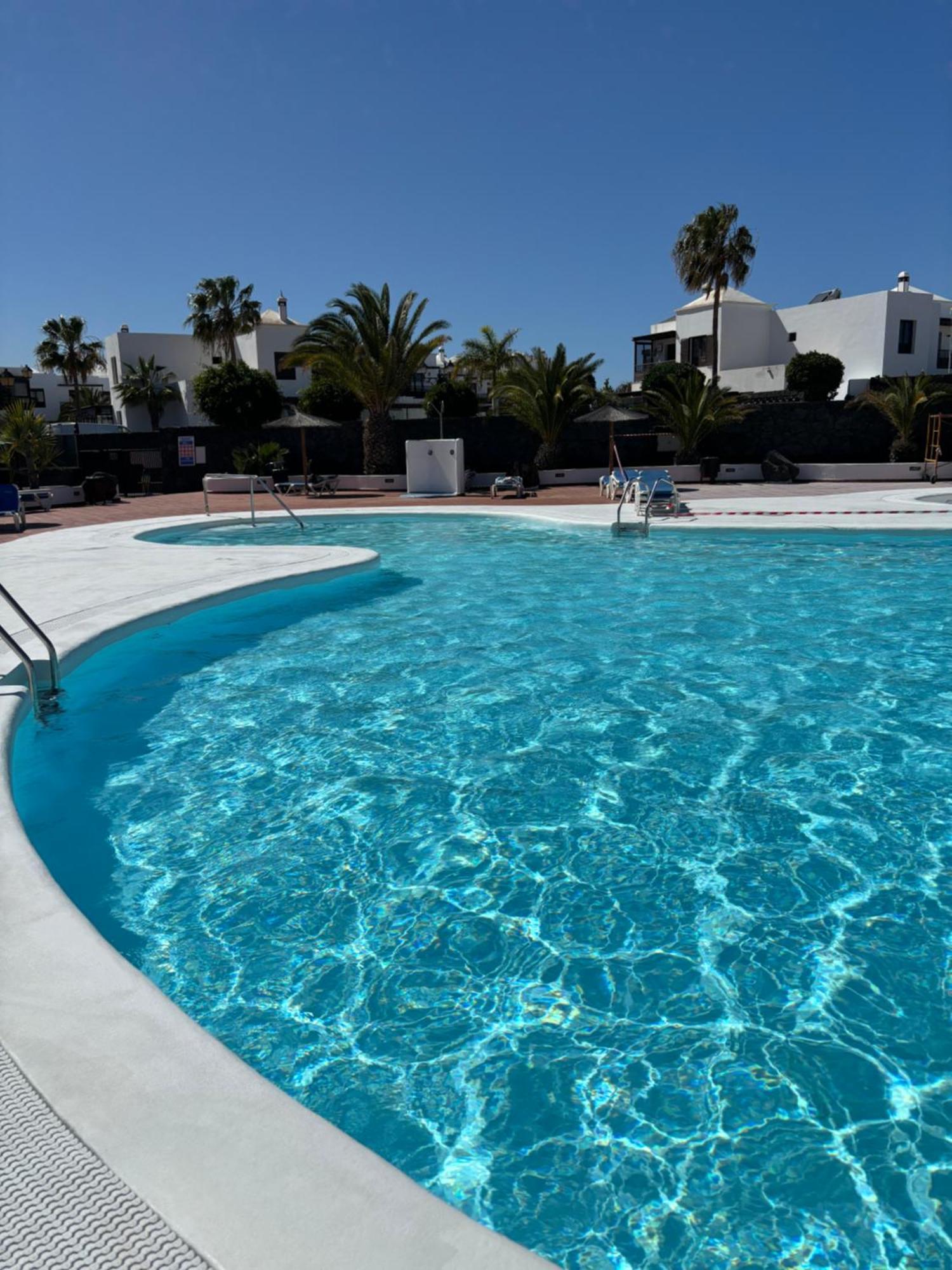 Casa Amplia Y Moderna De 3 Habitaciones En Complejo Con Piscina Costa Teguise Zewnętrze zdjęcie